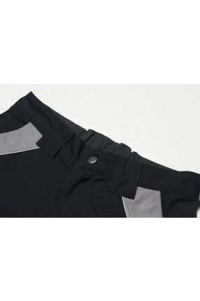 Trousers and plaline elastic waistband in the Bund.jpg